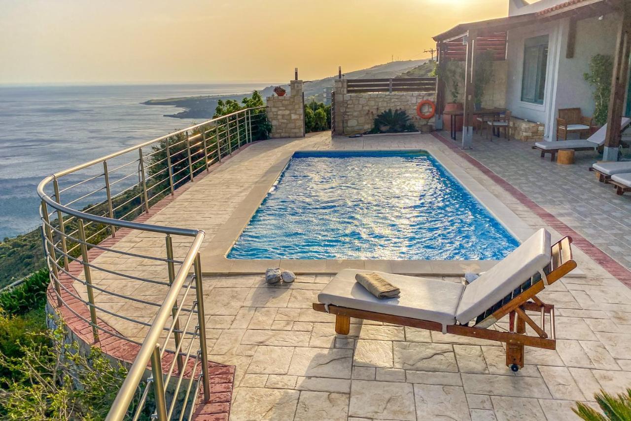 Maistros Villa Rodhákinon Buitenkant foto
