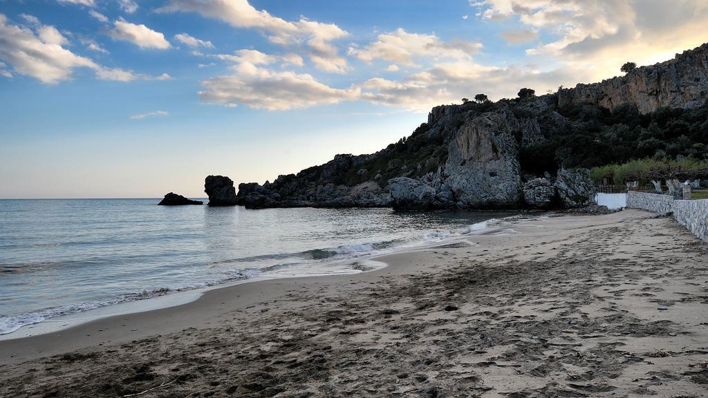 Maistros Villa Rodhákinon Buitenkant foto